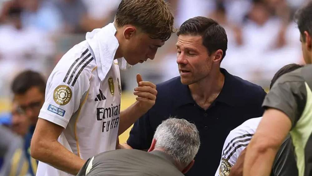 dean huijsen xabi alonso