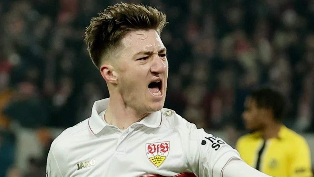 Stiller con el Stuttgart Stiller con el Stuttgart