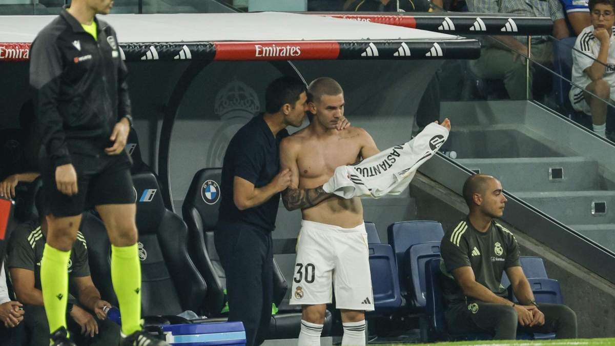 Xabi Alonso y Franco Mastantuono