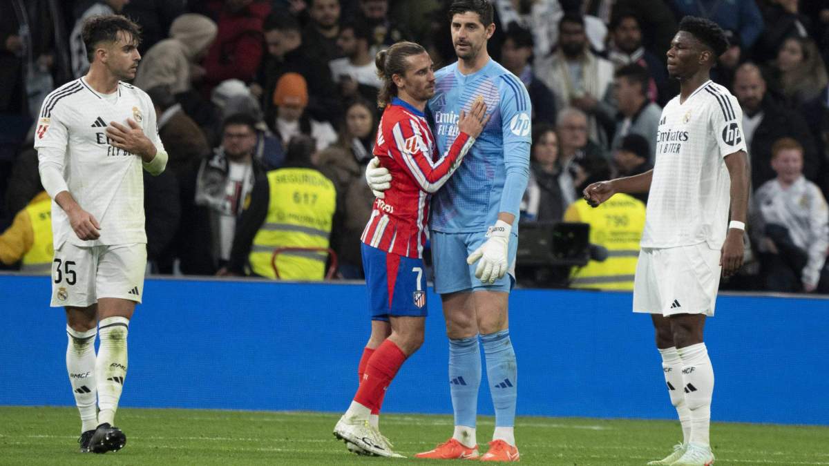 griezmann courtois saludo derbi