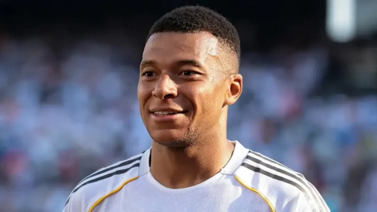 kylian mbappe sonrisa realmadrid partido kylian mbappe sonrisa realmadrid partido