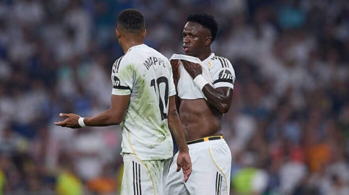 Vinicius se medirá contra Mbappé. 