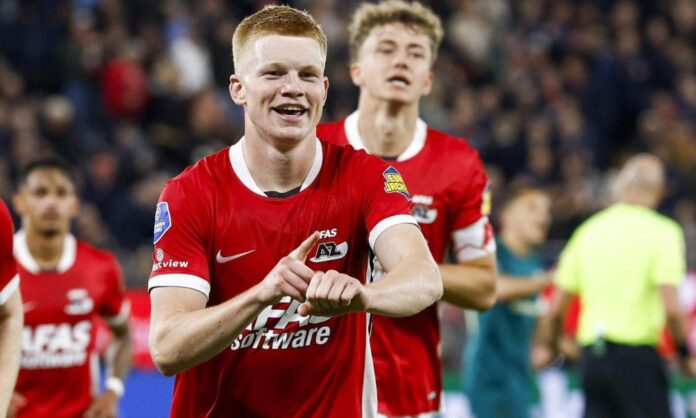 Kees Smit, celebrando su gol ante el Zwolle, el primero que marca en la Eridivisie.