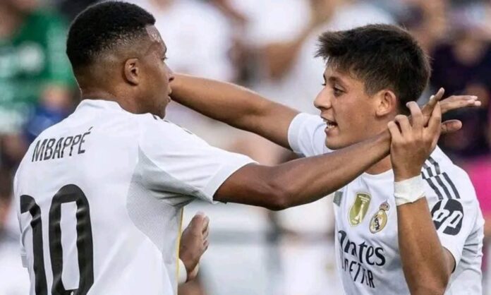 Mbappé marca el cuarto, Güler se viste de Modric y doblete del francés