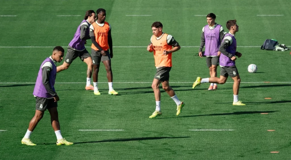 - Qedine Los jugadores del Real Madrid completan el último entrenamiento antes de medirse al Getafe.