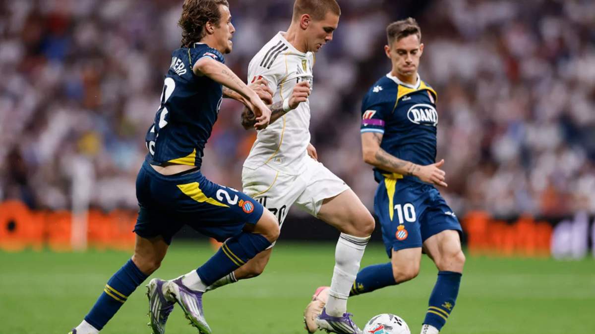 Franco Mastantuono durante el partido de esta tarde contra el Espanyol Franco Mastantuono durante el partido de esta tarde contra el Espanyol