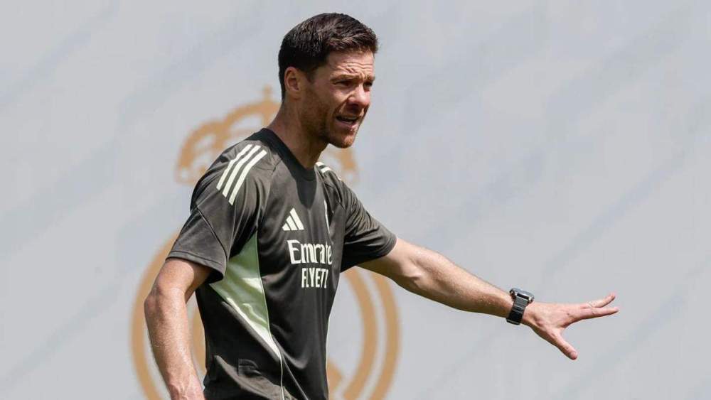xabi alonso entrenamiento realmadrid valdebebas xabi alonso entrenamiento realmadrid valdebebas