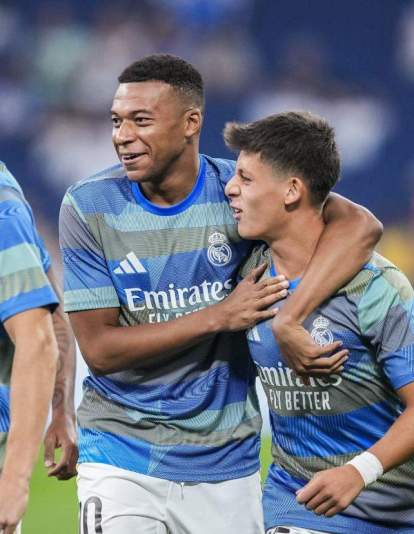 mbappe guler dupla realmadrid mbappe guler dupla realmadrid