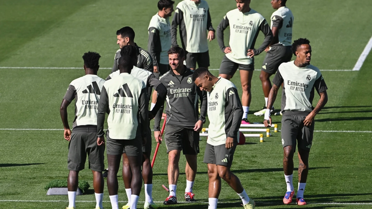 xabi alonso entrenamiento jugadores realmadrid xabi alonso entrenamiento jugadores realmadrid