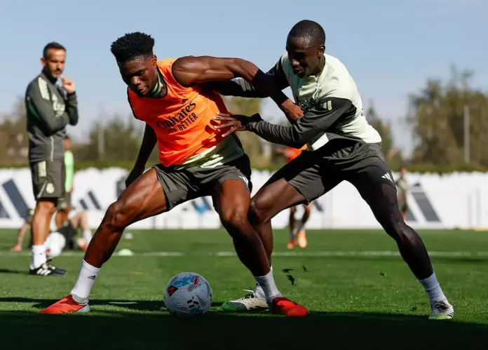  Ferland Mendy está de vuelta

