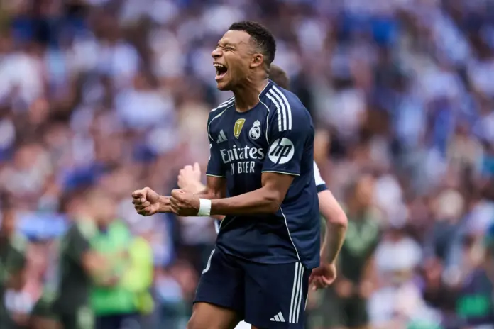  Kylian Mbappé, a la caza de Cristiano Ronaldo

