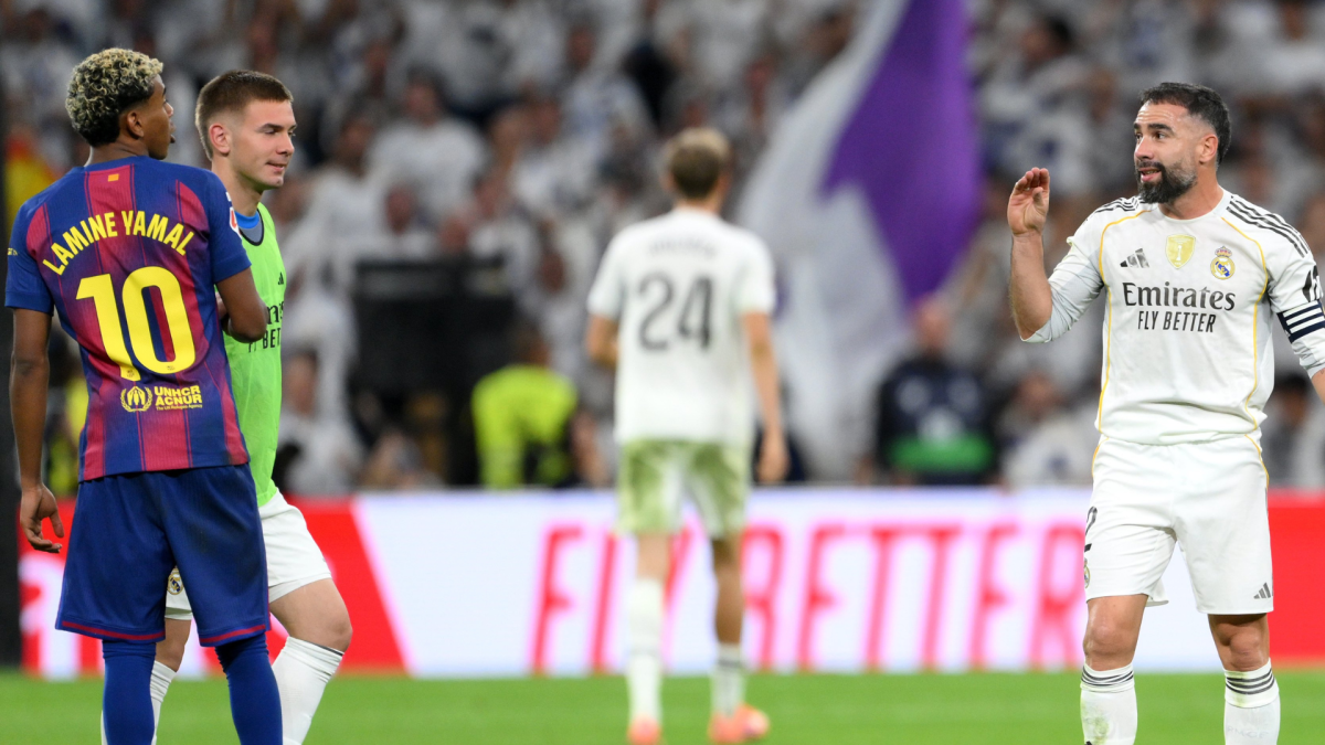 Dani Carvajal y Lamine Yamal discutiendo en el Clásico. Dani Carvajal y Lamine Yamal discutiendo en el Clásico.
