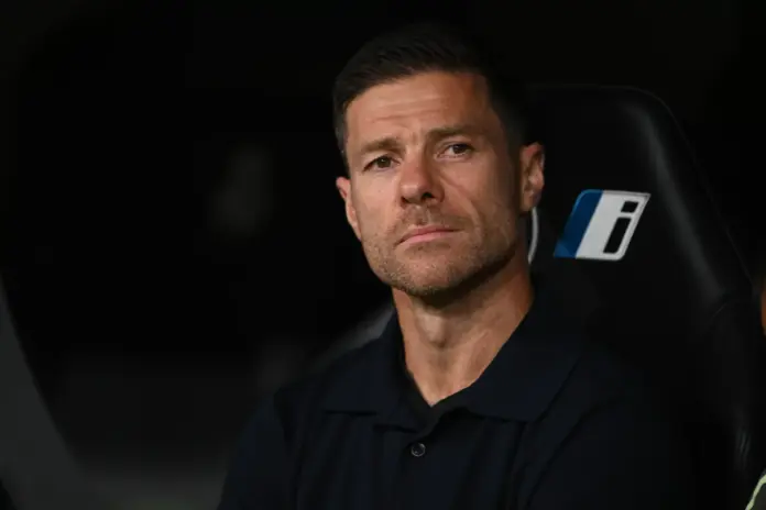 Tercera prueba de fuego para Xabi Alonso Foto del avatar