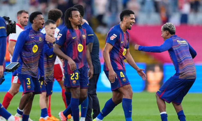 Varios jugadores del Barça, celebrando la victoria de la jornada liguera de la semana pasada ante el Girona.