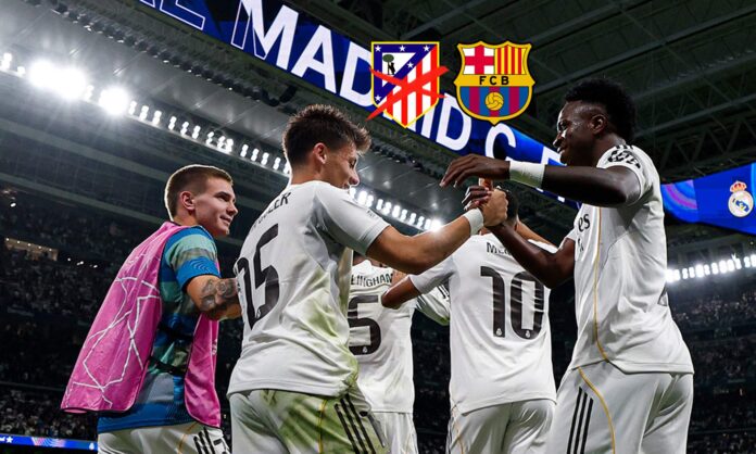 Los 3 pecados del derbi que el Real Madrid no Jugadores del Real Madrid y los escudos del Atlético de Madrid y el Barcelona.