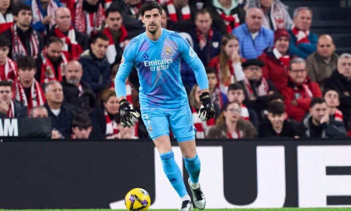 El Real Madrid tiene un seguro de vida en Thibaut Courtois, fichado en 2028, pero en el club van pensando en un relevo del belga.