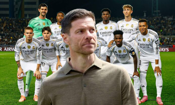 Xabi Alonso y un once del Real Madrid.