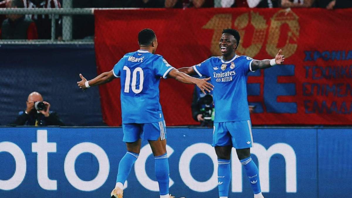 Vinicius y Mbappé celebrando uno de los goles de hoy Vinicius y Mbappé celebrando uno de los goles de hoy