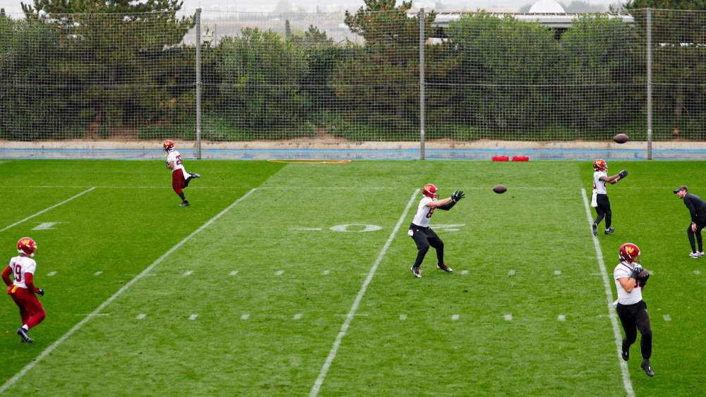 Los Washington Commanders han entrenado este jueves en la Ciudad Real Madrid.
