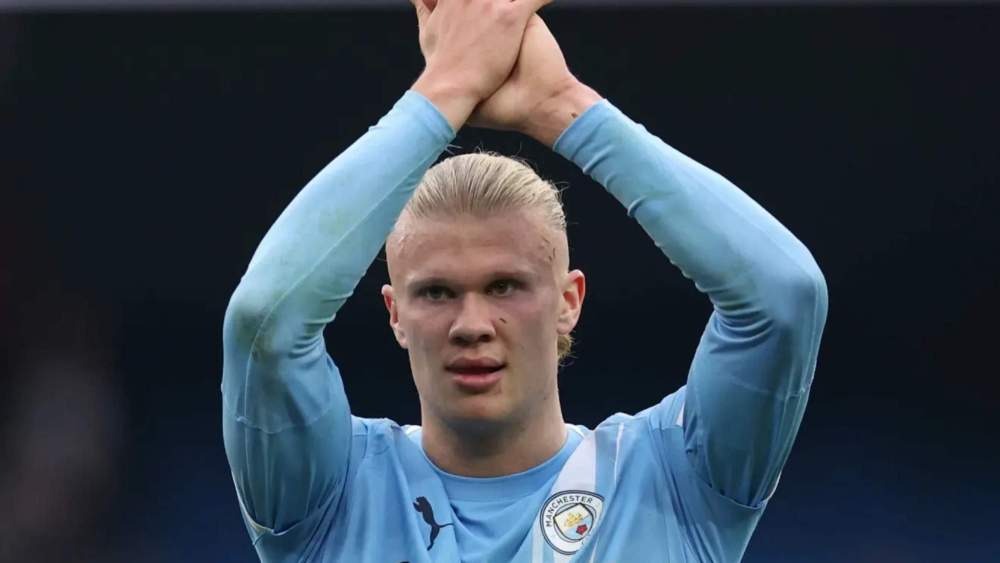 Erling Haaland podría dejar el Manchester City a final de temporada, según comentan en Inglaterra.