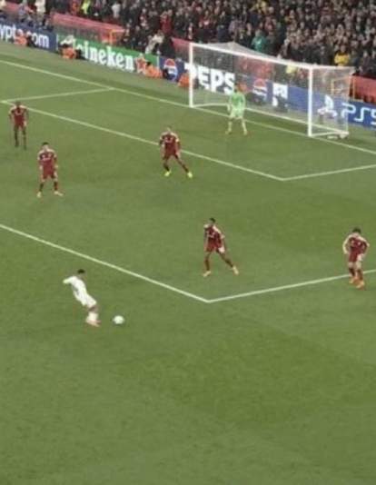 Jugada de Trent que expone el gran problema del Real Madrid Jugada de Trent que expone el gran problema del Real Madrid