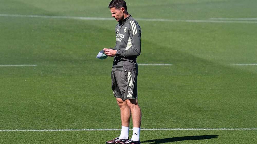 Xabi Alonso durante un entrenamiento con el Real Madrid. Xabi Alonso durante un entrenamiento con el Real Madrid.