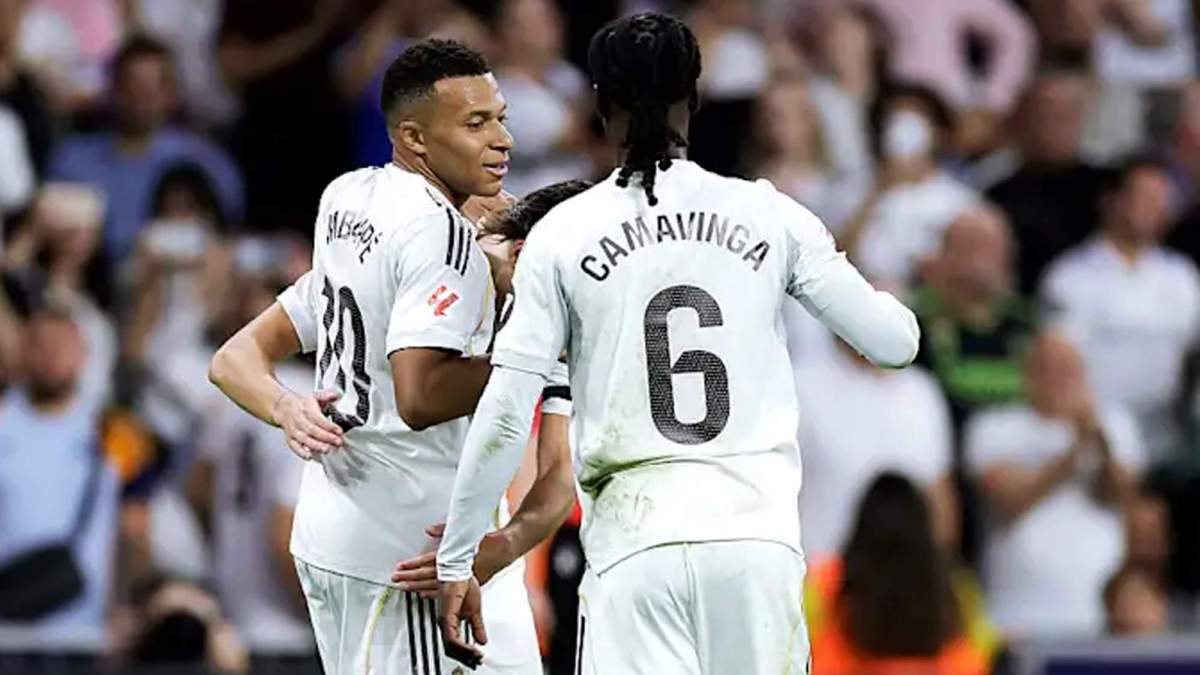 Kylian Mbappé y Eduardo Camavinga celebrando un gol. Kylian Mbappé y Eduardo Camavinga celebrando un gol.