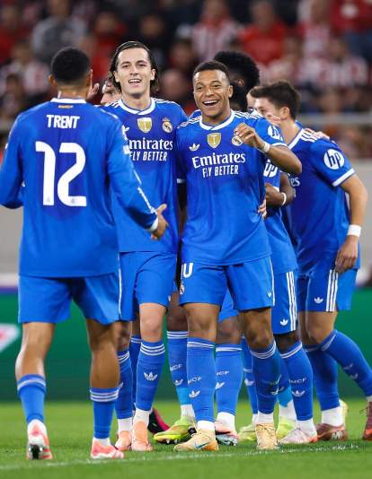 Jugadores del Real Madrid celebrando un gol. 