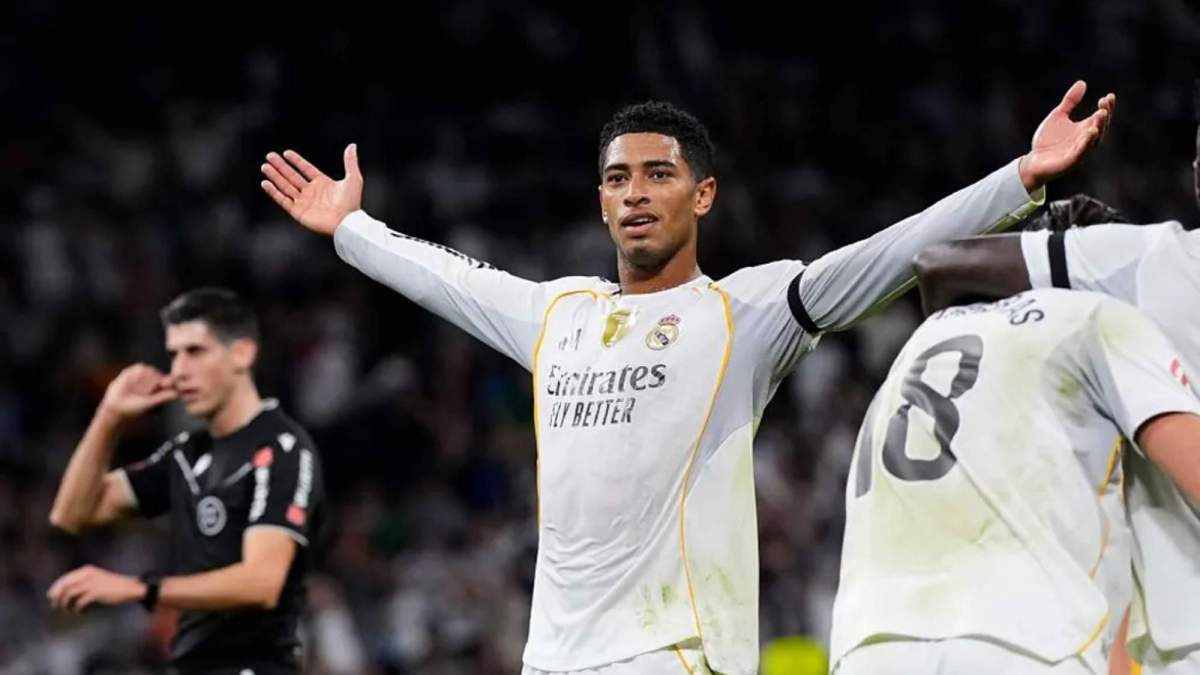Jude Bellingham, celebrando su gol, el tercero del partido, ante el Valencia.