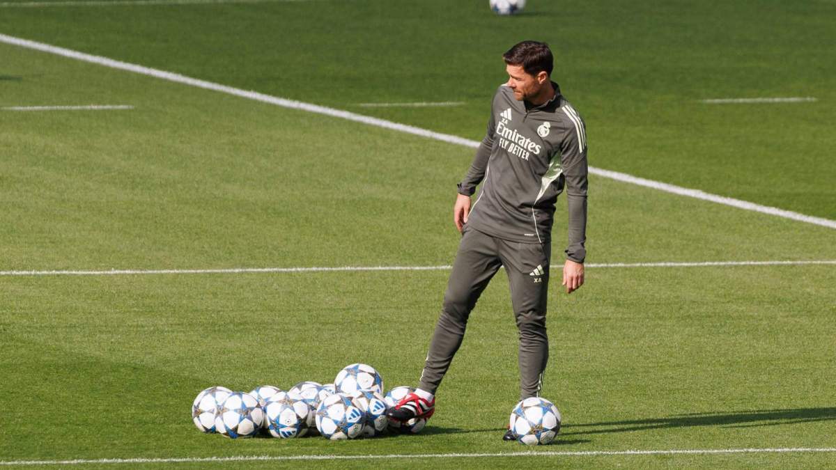Xabi Alonso durante un entrenamiento con el Real Madrid. Xabi Alonso durante un entrenamiento con el Real Madrid.