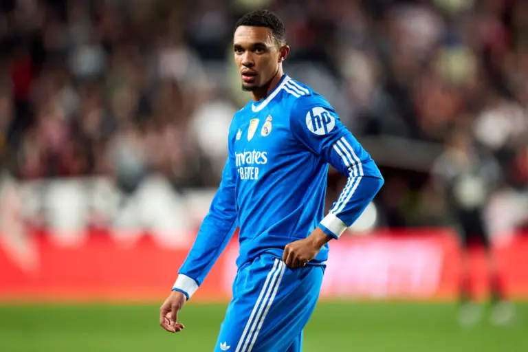  Posible alineación del Real Madrid ante el Elche CF: cambio de cromos en el lateral derecho

