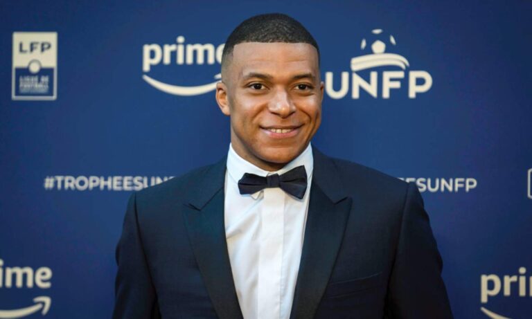 Kylian Mbappé, durante un evento institucional.