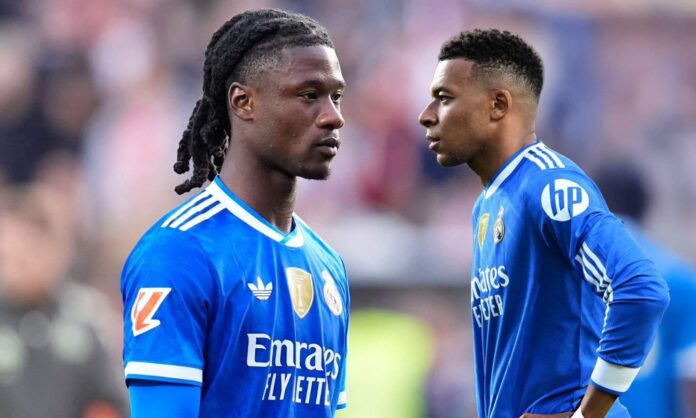 Mbappe y Camavinga serios