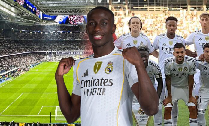 Mendy con fondo Bernabeu y plantilla Real Madrid