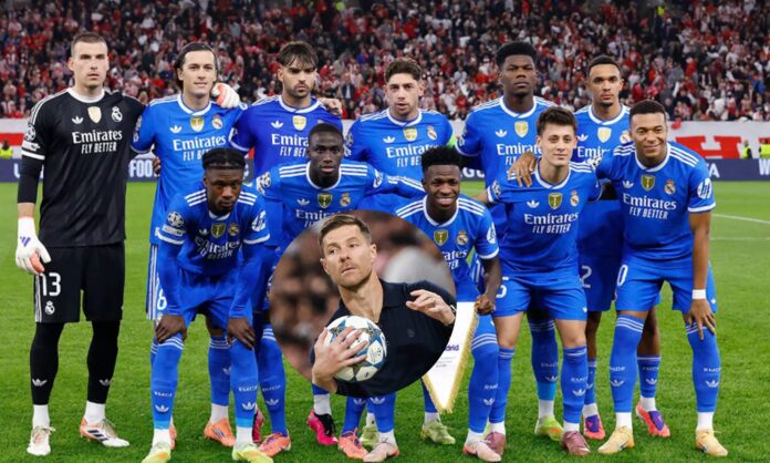 Once del Real Madrid del partido contra el Olympiacos y una foto de Xabi Alonso. 