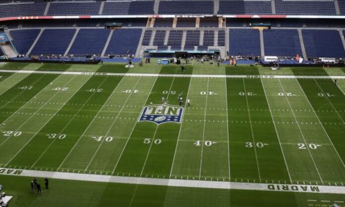 El Santiago Bernabéu preparado para jugar un partido de NFL. 
