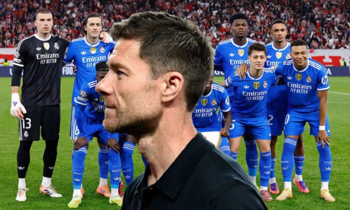 Xabi Alonso y el once del Real Madrid contra el Olympiacos.