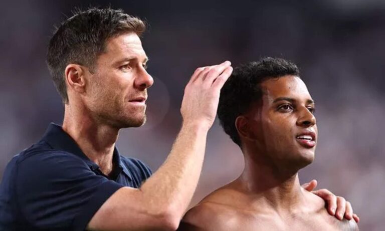 Xabi Alonso y Rodrygo Goes, durante un partido del Real Madrid el pasado verano en el Mundial de Clubes.
