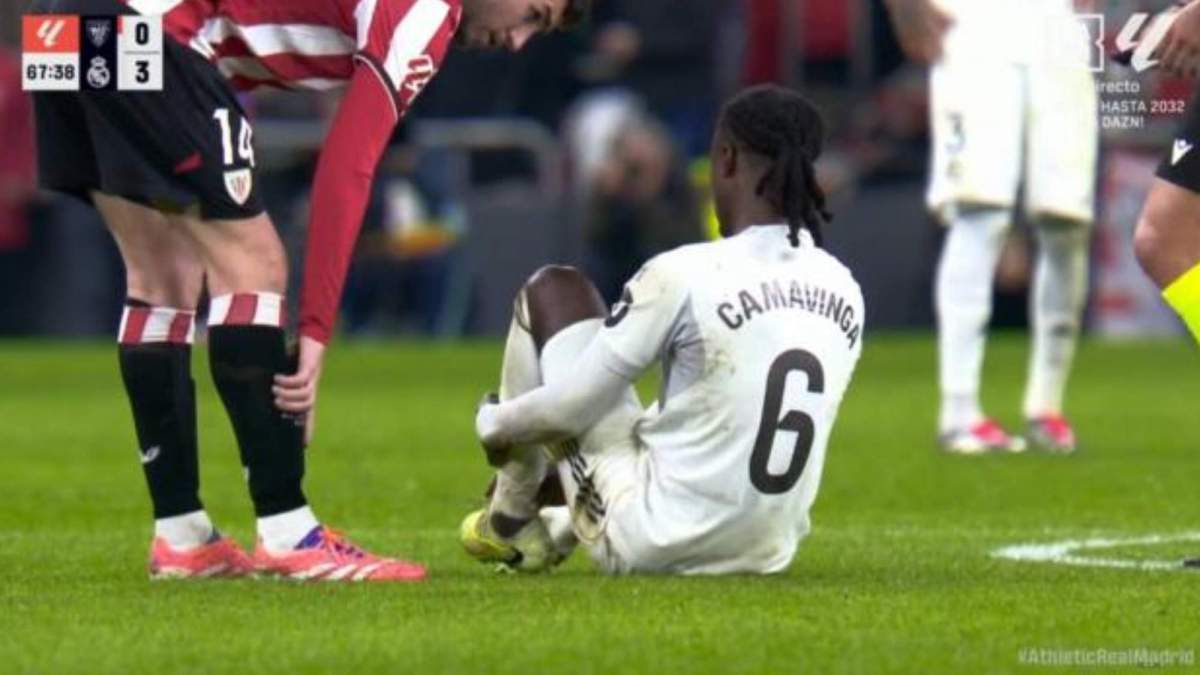 Camavinga no pudo acabar el partido en San Mamés por un golpe en el tobillo Camavinga no pudo acabar el partido en San Mamés por un golpe en el tobillo