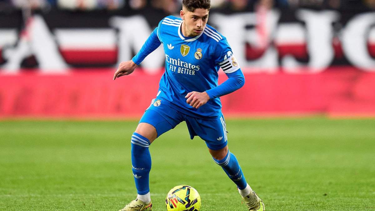Fede Valverde jugando un partido con el Real Madrid. Fede Valverde jugando un partido con el Real Madrid.