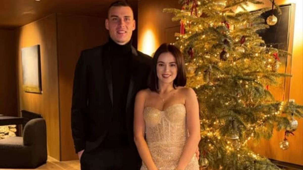 Lunin junto a su pareja en Nochebuena