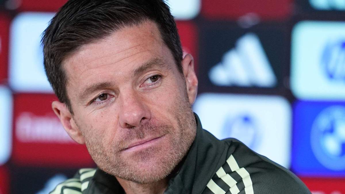 Xabi Alonso en una rueda de prensa con el Real Madrid. Xabi Alonso en una rueda de prensa con el Real Madrid.