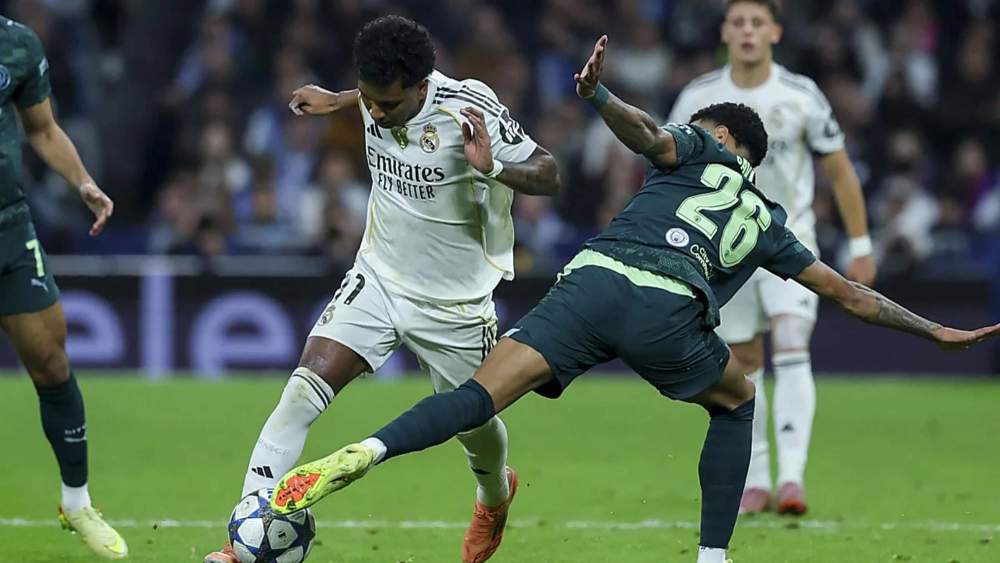 Rodrygo Goes, burlándose de la defensa del Manchester City. Rodrygo Goes, burlándose de la defensa del Manchester City.