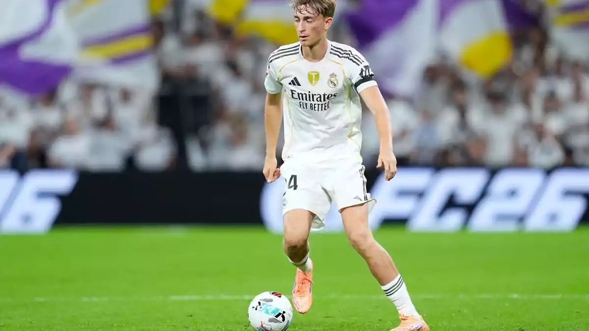 Dean Huijsen durante un partido en el Bernabéu