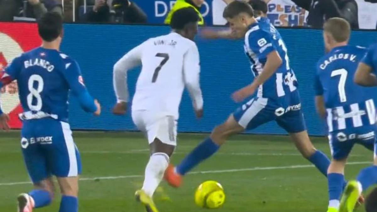 Penalti a Vinicius Penalti a Vinicius