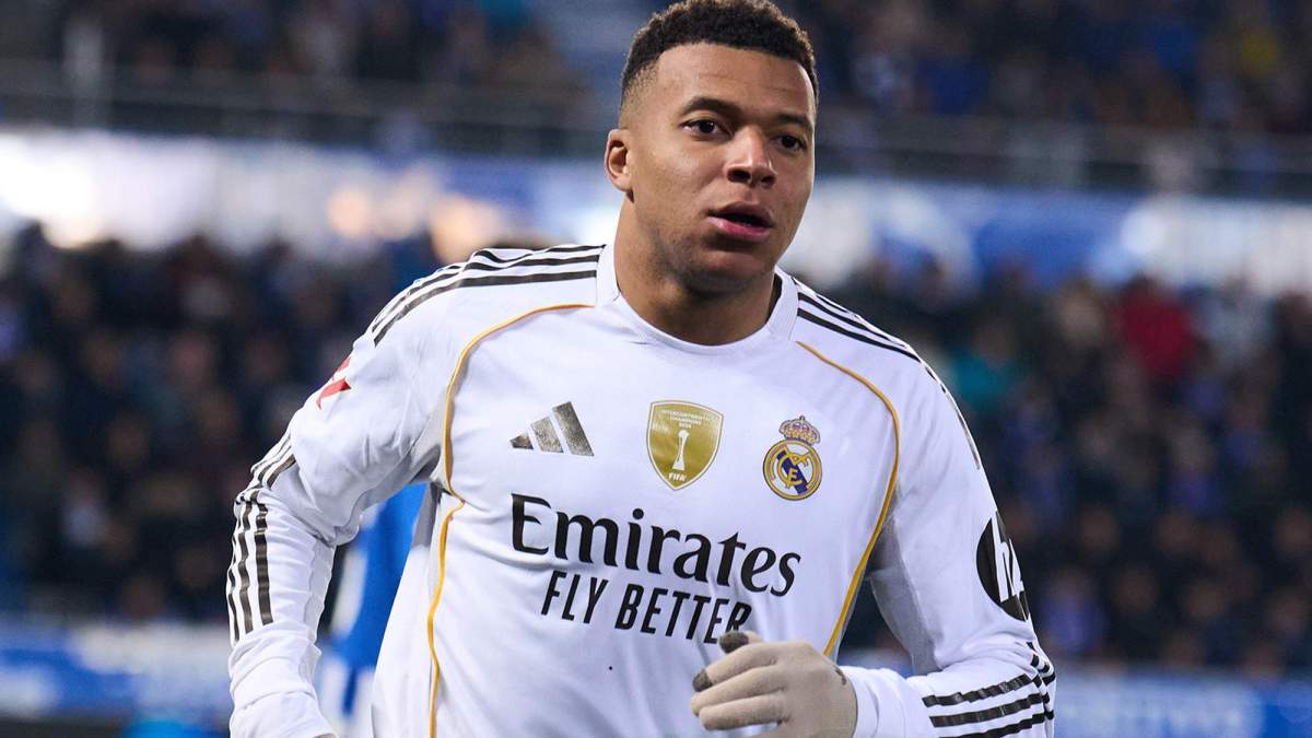 Kylian Mbappé jugando un partido con el Real Madrid.