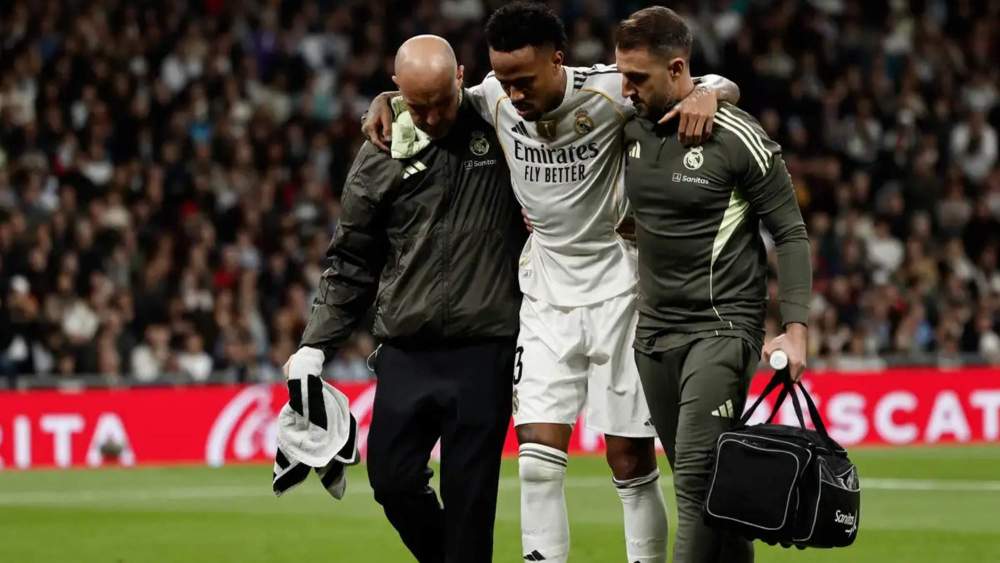 Antonio Rüdiger sustituyó a Éder Militao, que podría tener una rotura muscular. Antonio Rüdiger sustituyó a Éder Militao, que podría tener una rotura muscular.