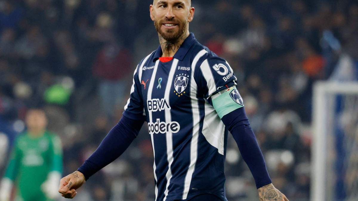 Sergio Ramos disputando un partido con el Rayados de Monterrey. Sergio Ramos disputando un partido con el Rayados de Monterrey.