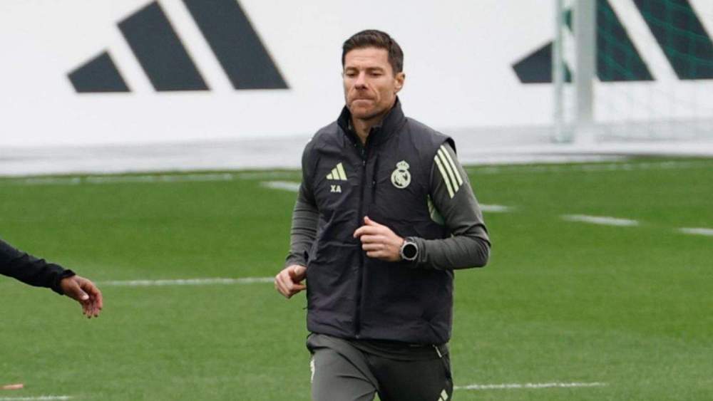 Xabi Alonso en un entrenamiento del Real Madrid