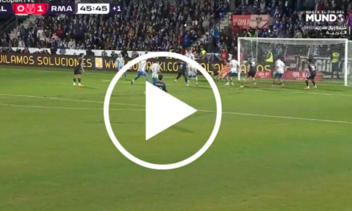 Kylian Mbappé, otra vez clave en el segundo gol del Real Madrid contra el Talavera.